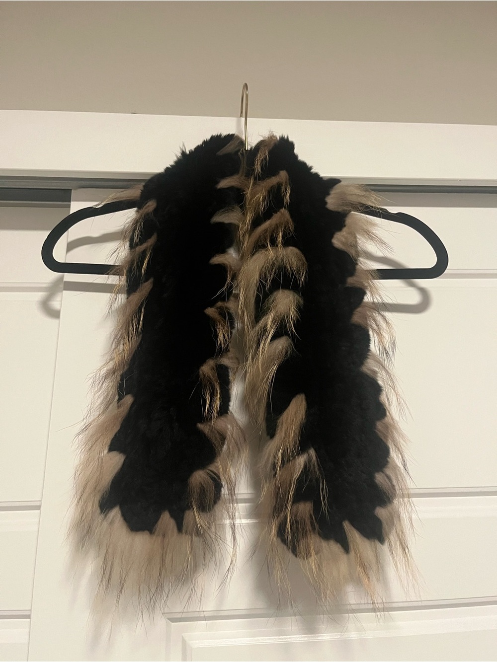 Black & Tan Faux Fur Scarf